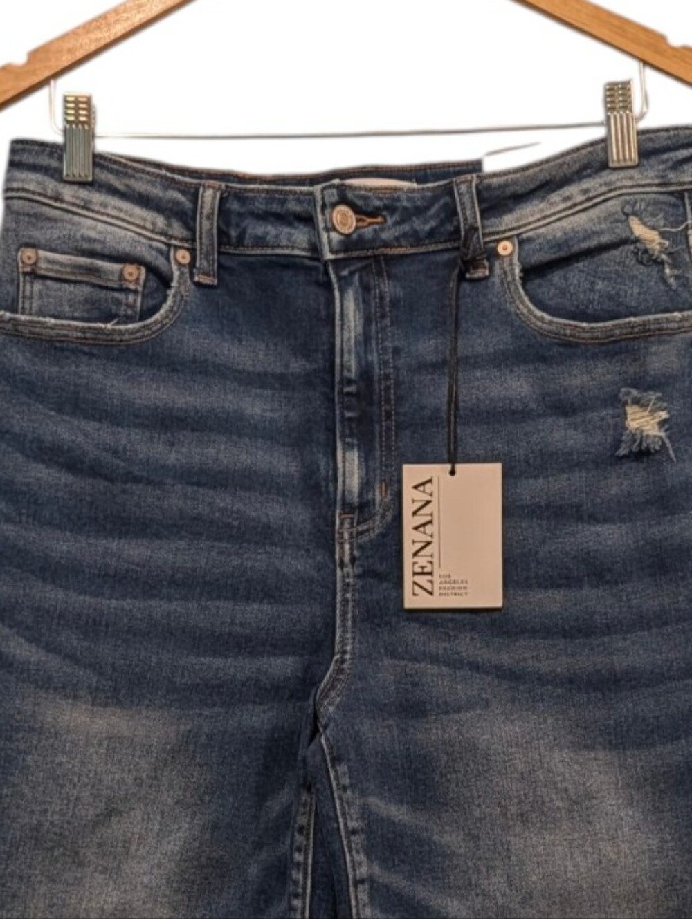 Zenana Distressed Dark Blue Cropped Jeans Size 31 - Picture 3 of 10